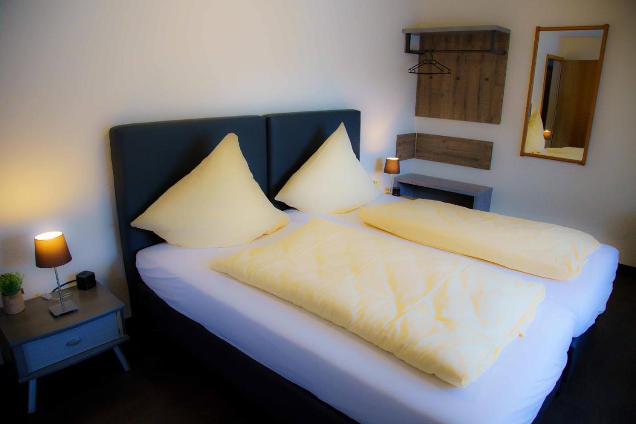 Breer S Hotel Шверте Екстериор снимка
