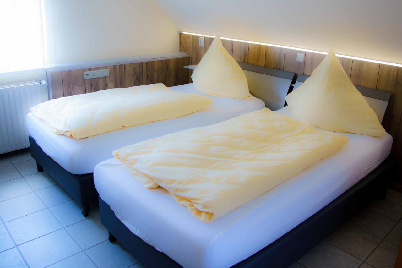 Breer S Hotel Шверте Екстериор снимка